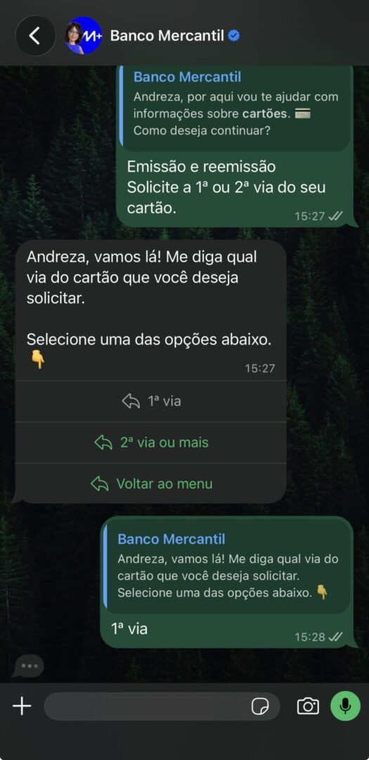 Print de uma conversa no WhatsApp do Banco Mercantil sobre contratar cartão consignado